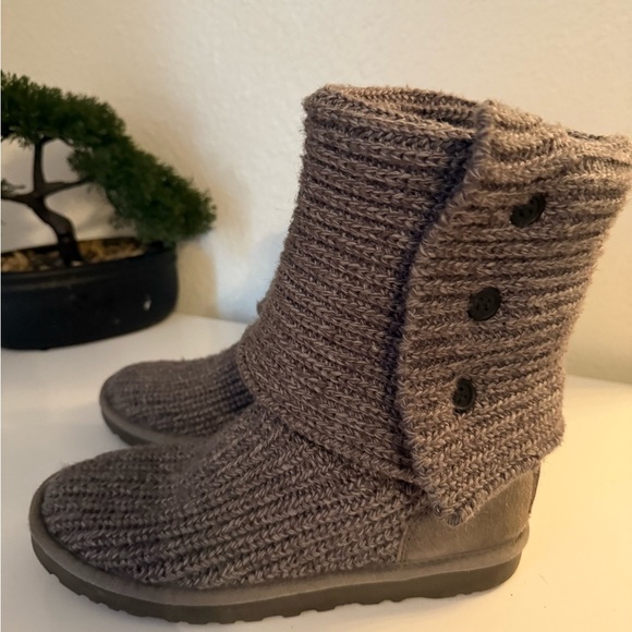 UGG Charcoal Knit Button Boots - Picture 4 of 8